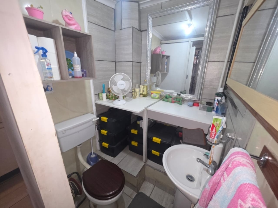 4 Bedroom Property for Sale in Oos Einde North West
